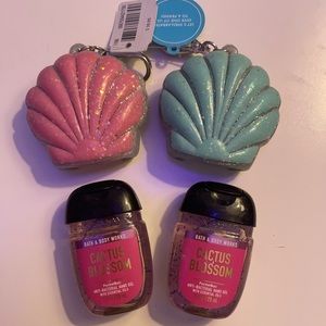 🐚BBW Clamshell pocketbac holders and pocketbacs!🐚